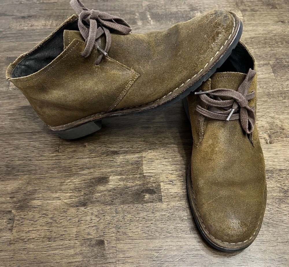 John Varvatos Star USA Suede Chukka Boots Featuring Duralit Men's 8.5 M